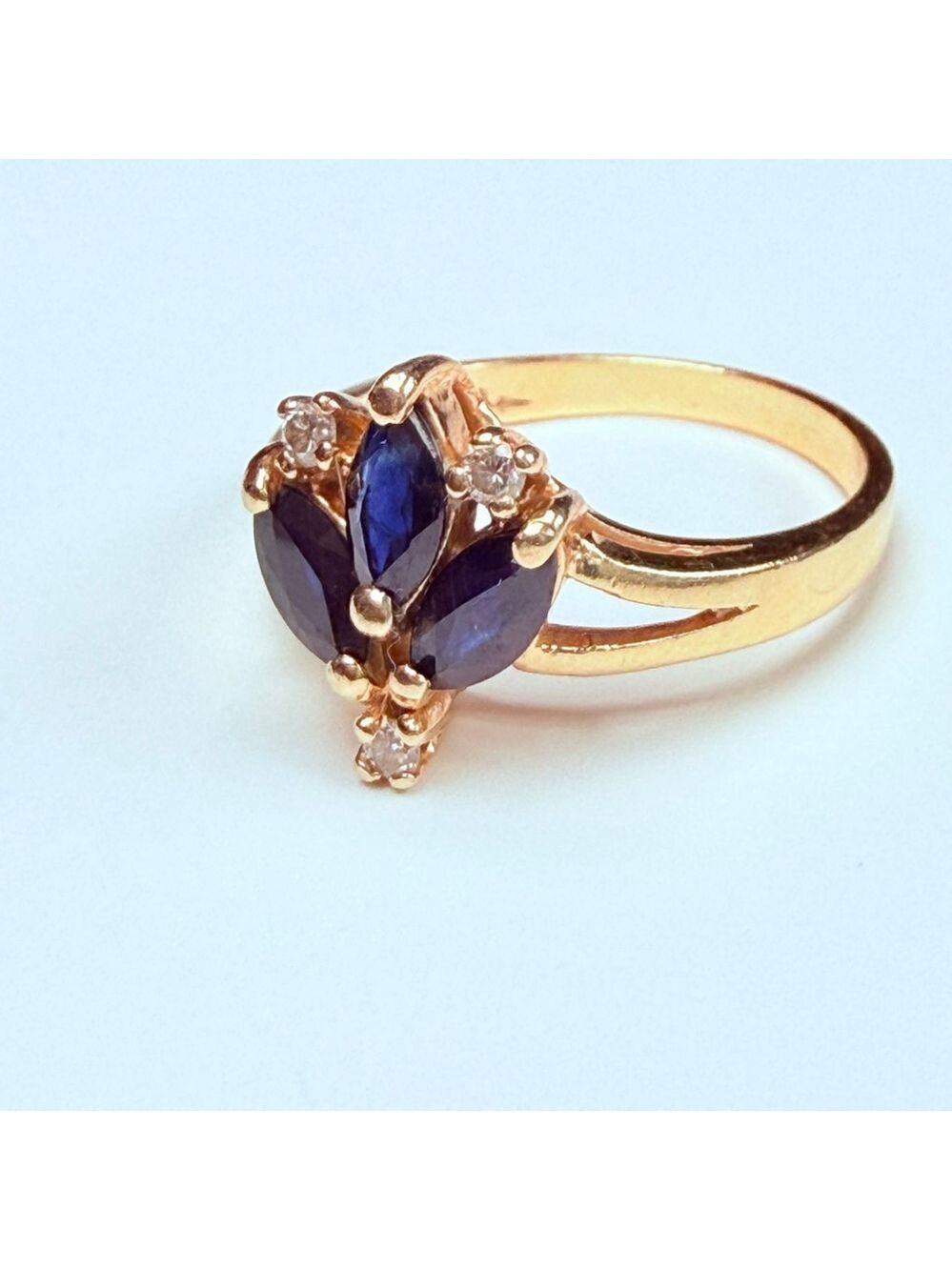 10K Solid Yellow Gold Blue Sapphire & Natural Diamond Cocktail Vintage Ring - Picture 3 of 11